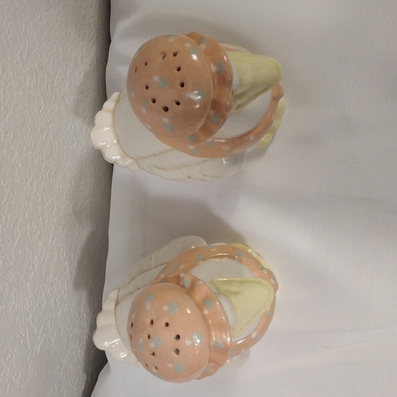 VINTAGE 1986 Sittre ceramics products mother goose salt and pepper shakers - Picture 9 of 11